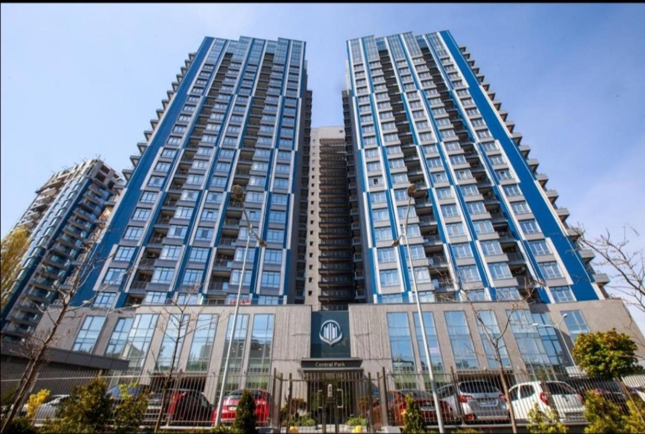 Petrovdom 11-212 In Rc Central Park Residence Complex Kyiv Exterior photo