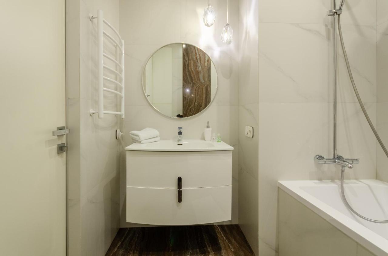 Petrovdom 11-212 In Rc Central Park Residence Complex Kyiv Exterior photo